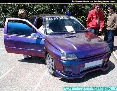 VOITURE TUNING